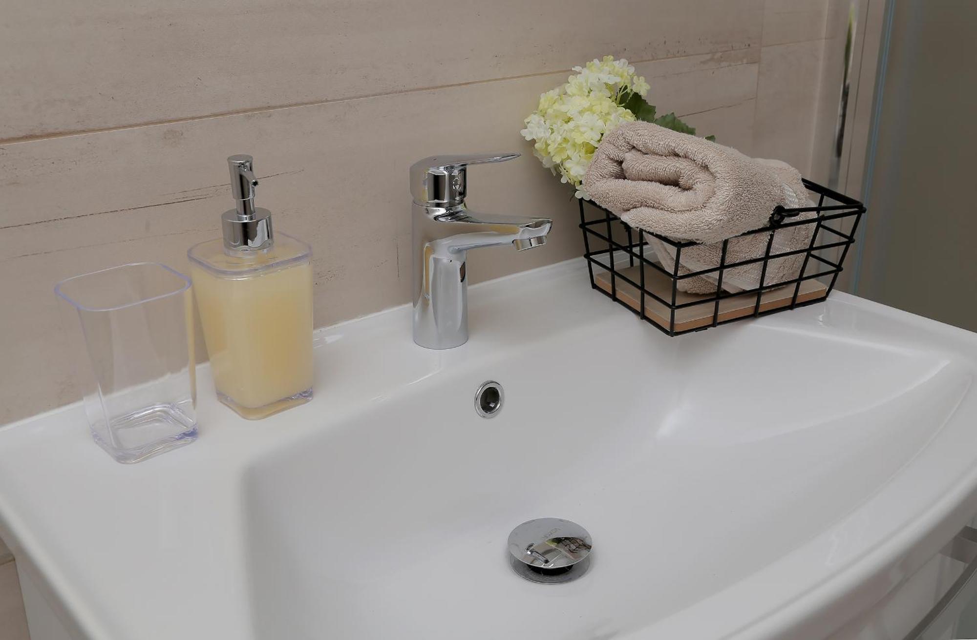 Apartmani Krmek 米利尼 外观 照片